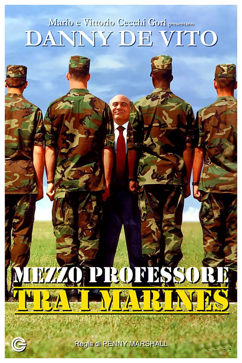 Locandina di Mezzo professore tra i marines