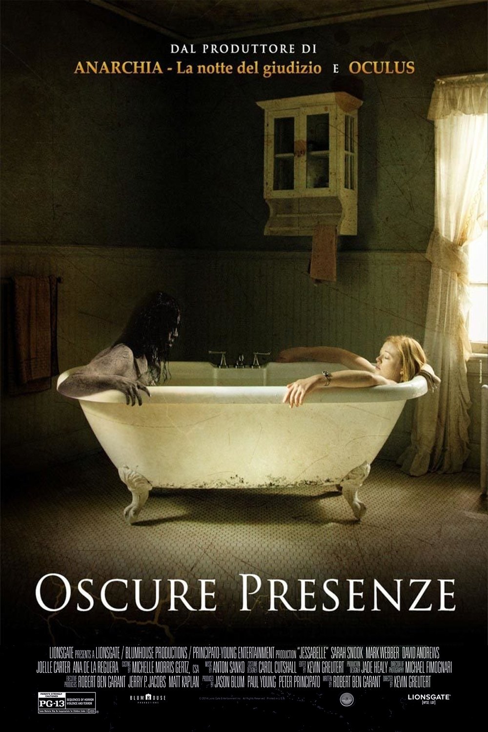 Locandina di Oscure presenze